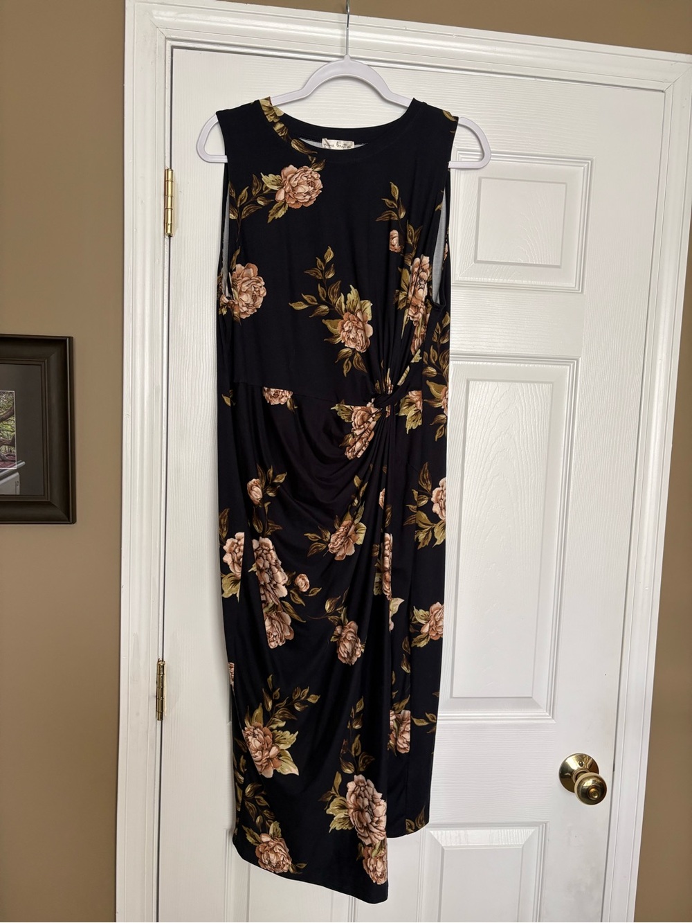 Sleeveless darkest navy Floral Twist-Detail Dress NWOT never worn